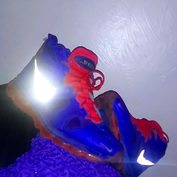 Nike-Jrs - Picture 3 of 3